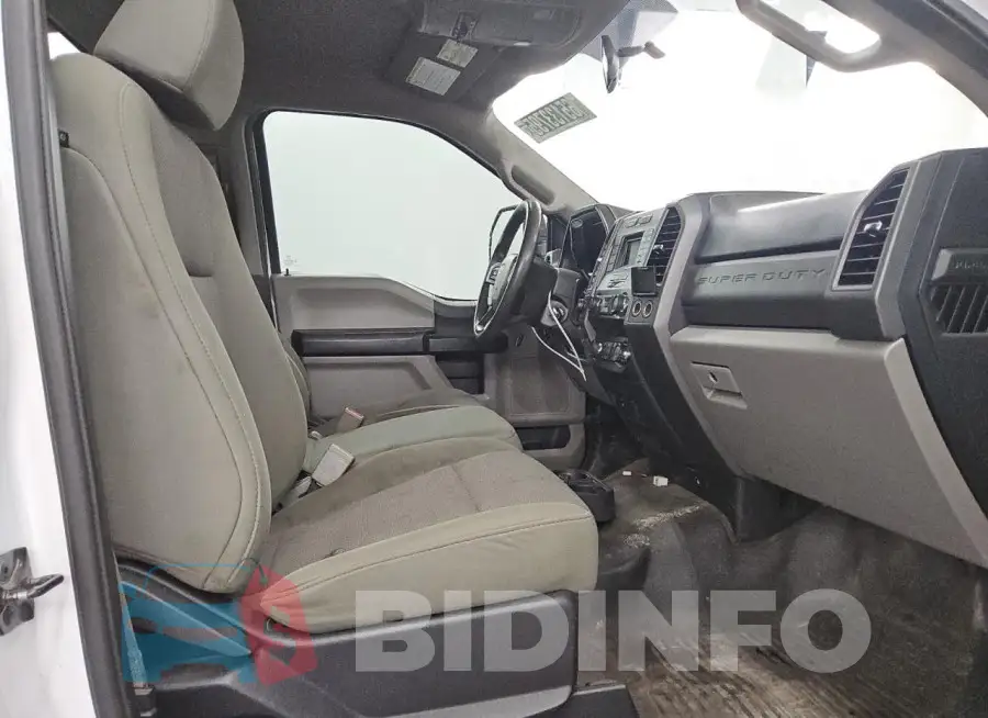 1FTBF2B62KEF61553 Photo# 10