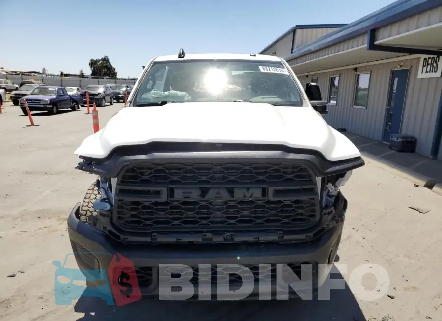 3C6UR5CJ2RG151849 Photo# 5