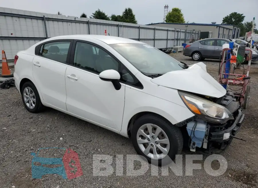 KNADM4A39G6576535 Photo# 4