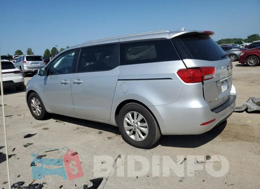 KNDMB5C17H6243052 Photo# 2