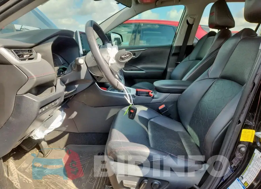 2T3J1RFV8LC076981 Photo# 7