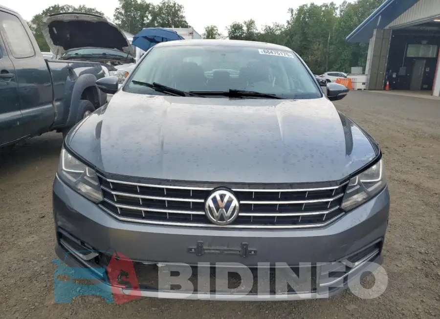 1VWLA7A37KC013452 Photo# 5