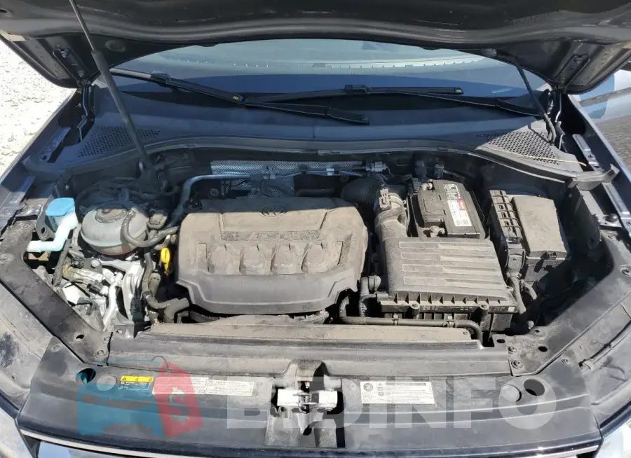 3VV2B7AX8LM121918 Photo# 12