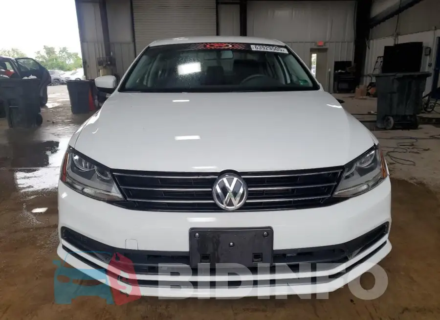 3VW2B7AJXHM380196 Photo# 5