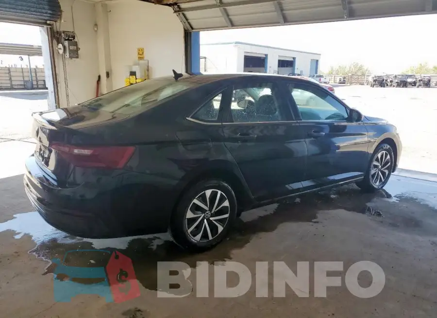 3VW5M7BU8RM014187 Photo# 3