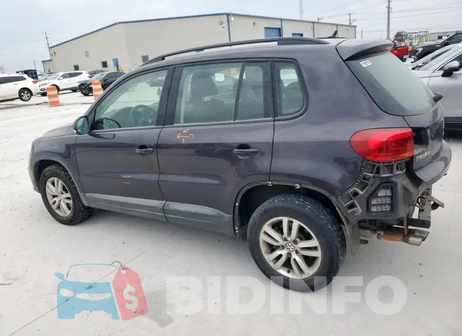 WVGBV7AXXGW537458 Photo# 2