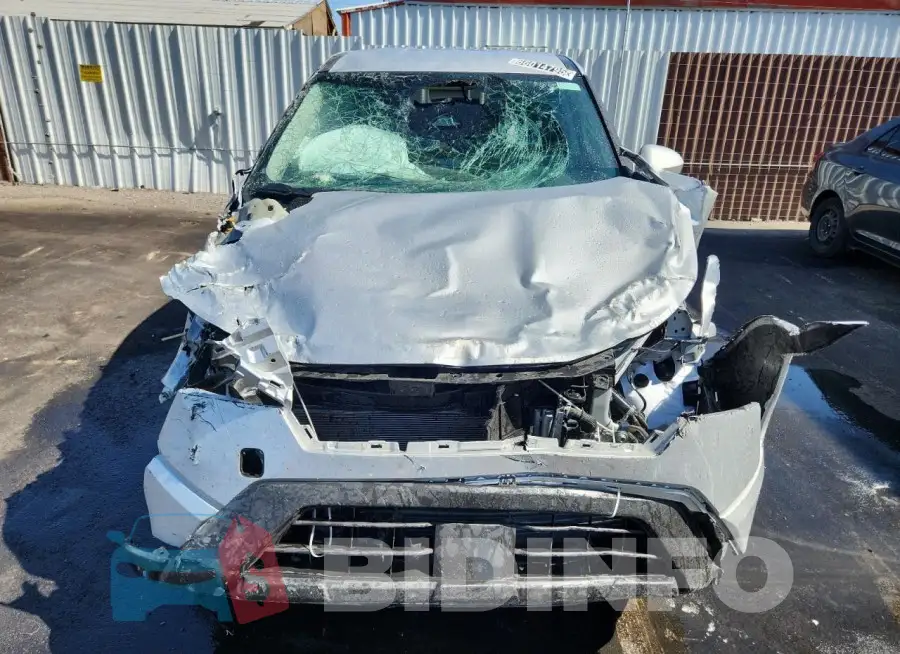5N1BT3BB3SC828752 Photo# 5
