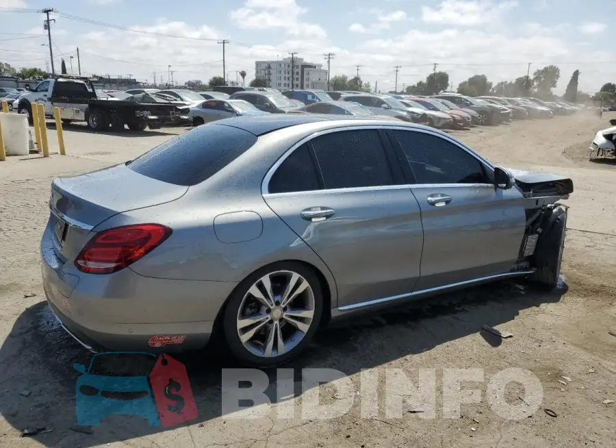 55SWF4HB0GU064314 Photo# 3