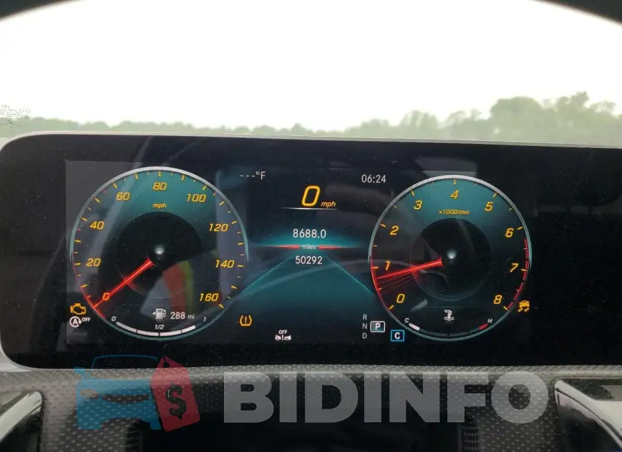 WDD3G4EB9KW022031 Photo# 9