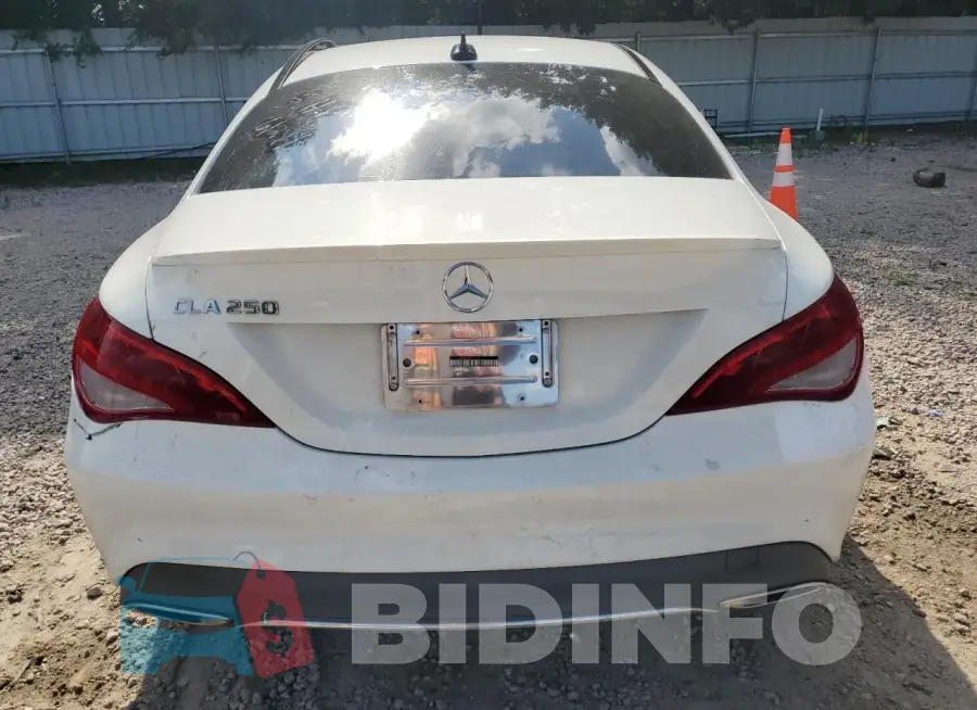 WDDSJ4EB8JN561452 Photo# 6