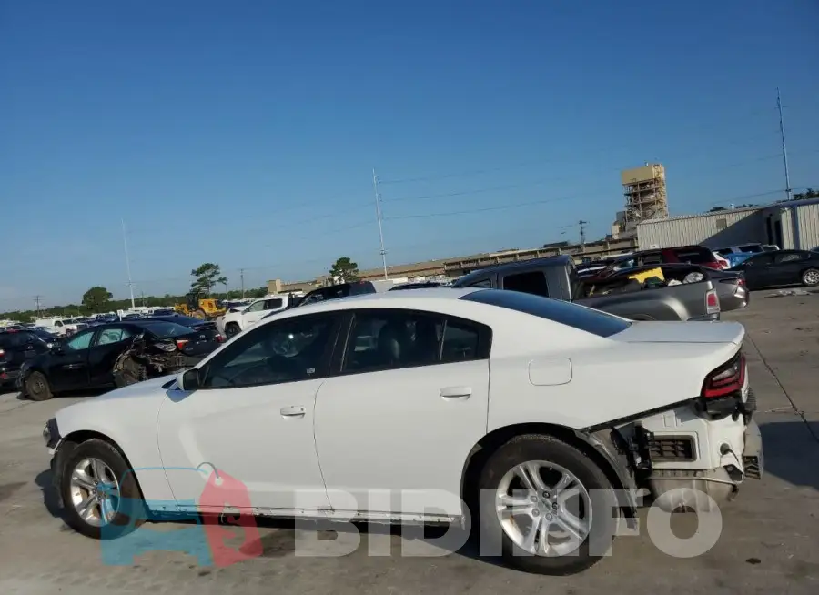 2C3CDXBG5NH201890 Photo# 2