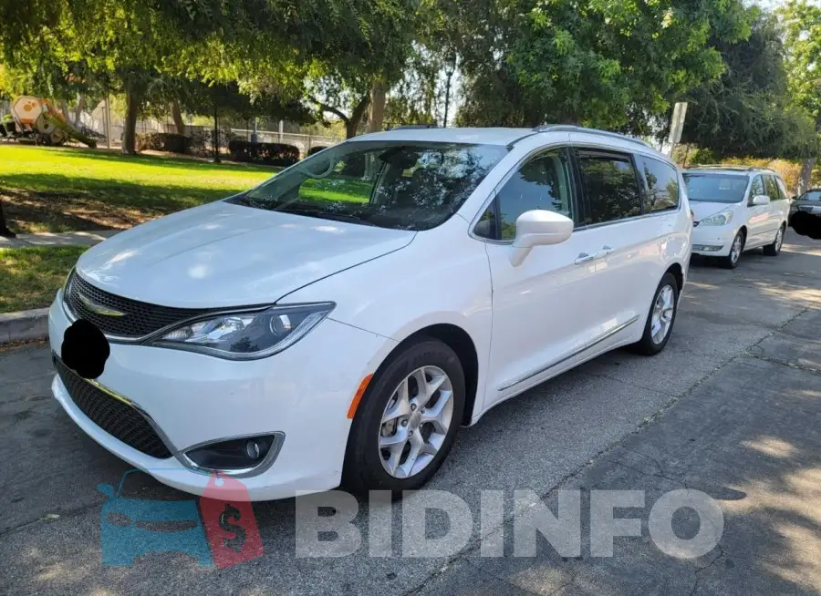 2C4RC1EG2HR677076 Photo# 2