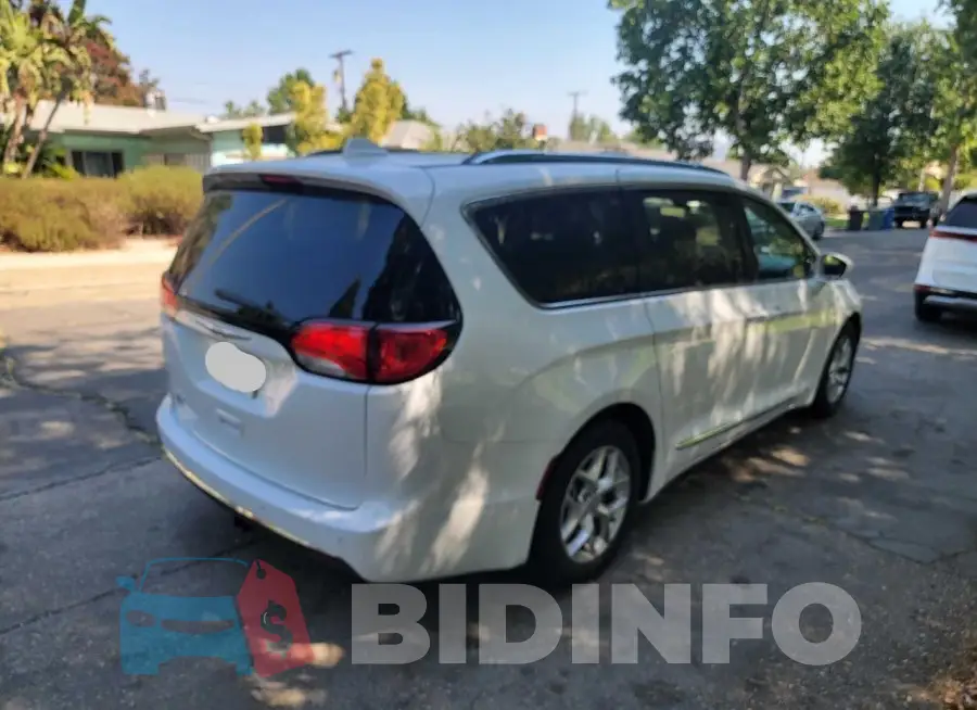 2C4RC1EG2HR677076 Photo# 4
