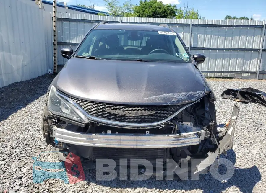 2C4RC1EG3HR538266 Photo# 5