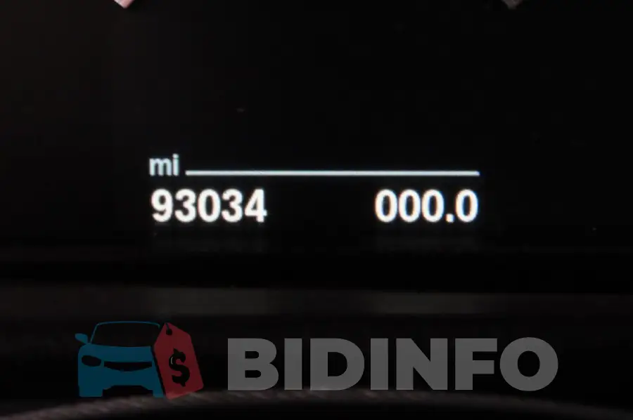 WBS8M9C57G5D31217 Photo# 8
