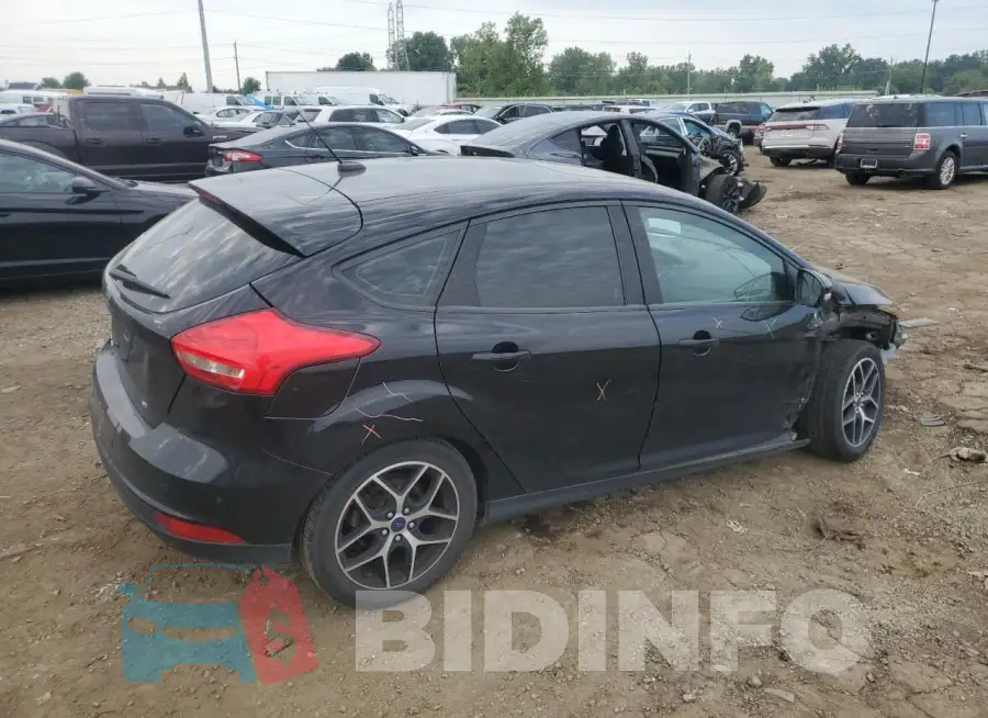 1FADP3M21JL277238 Photo# 3