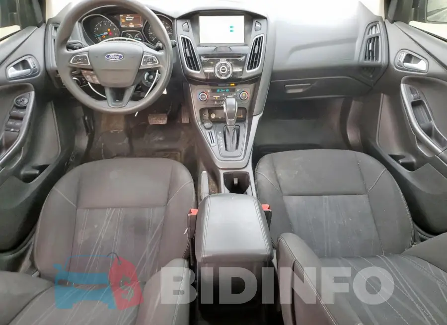 1FADP3M23JL269271 Photo# 8