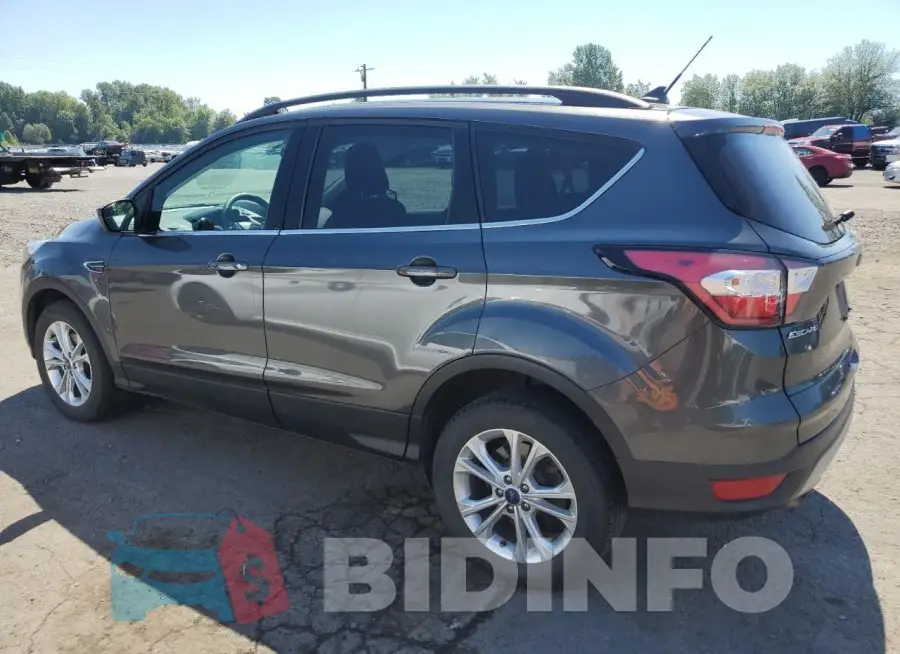 1FMCU9GD5JUB61268 Photo# 2
