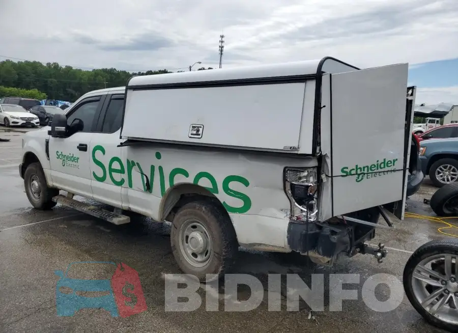 1FT7X2A67NEF34390 Photo# 2