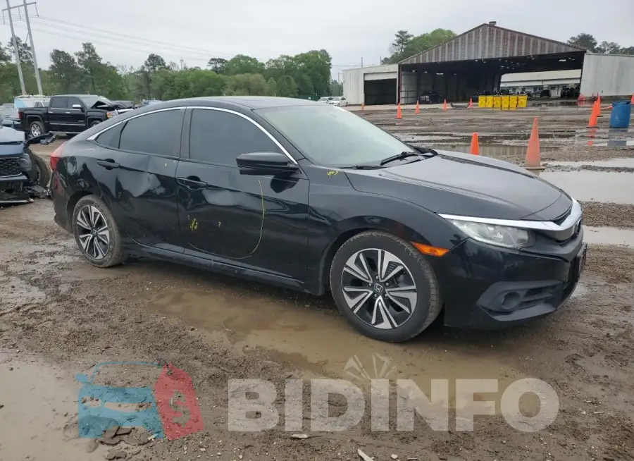 19XFC1F35HE031868 Photo# 4