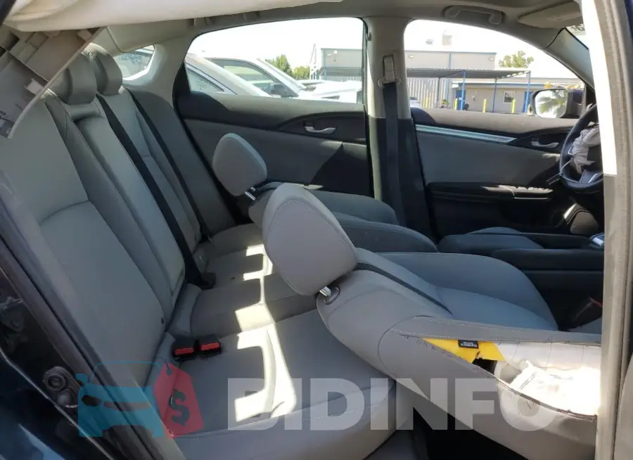 19XFC2F89HE204616 Photo# 10
