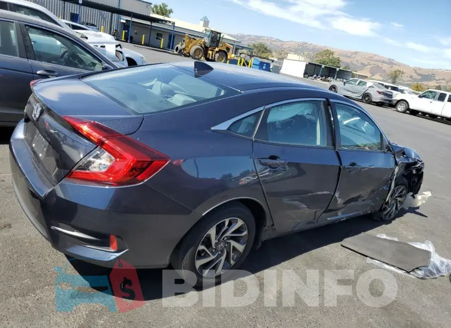 19XFC2F89HE204616 Photo# 3