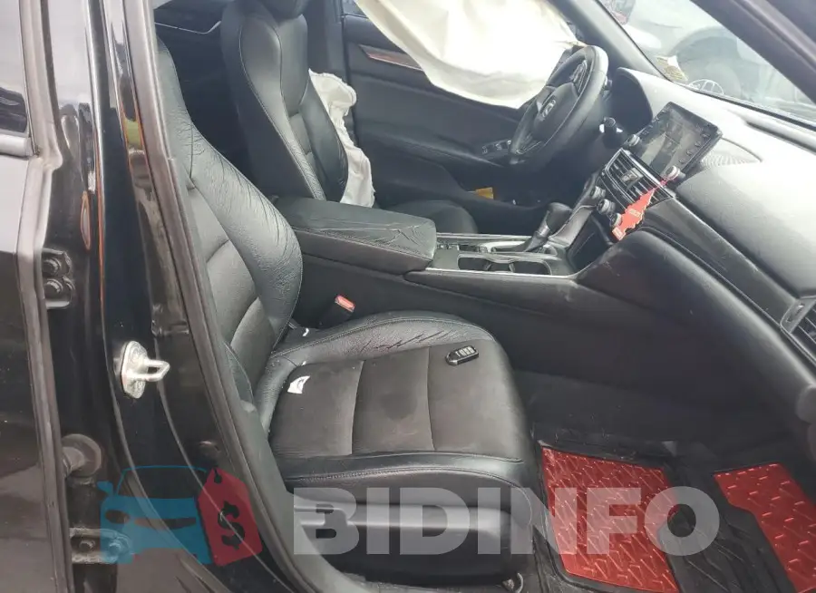 1HGCV1F32JA060672 Photo# 7