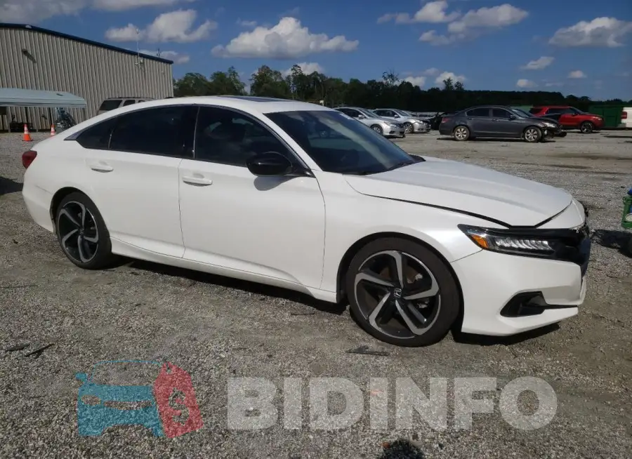 1HGCV2F36MA029533 Photo# 4