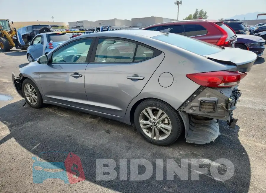 5NPD84LF7JH298293 Photo# 2