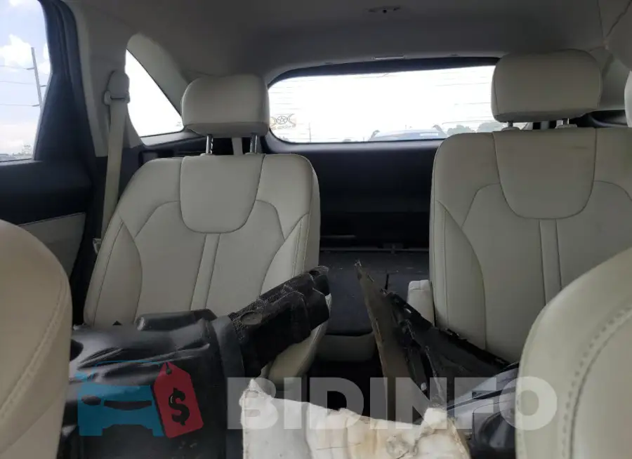 5XYRH4LF5PG218821 Photo# 10