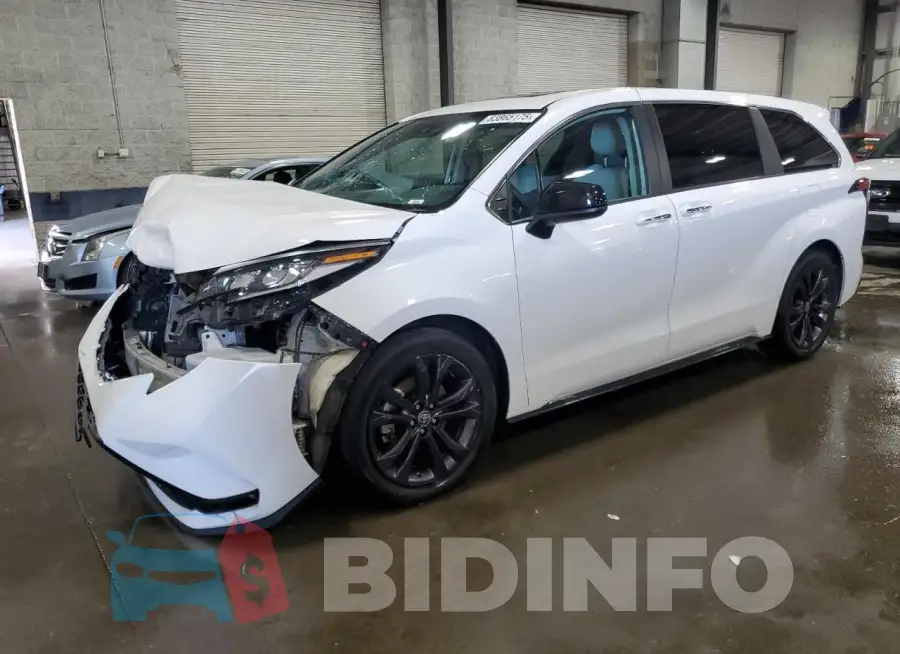 5TDXRKEC8MS017747 Photo# 1