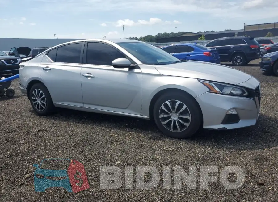 1N4BL4BV6LC155032 Photo# 4