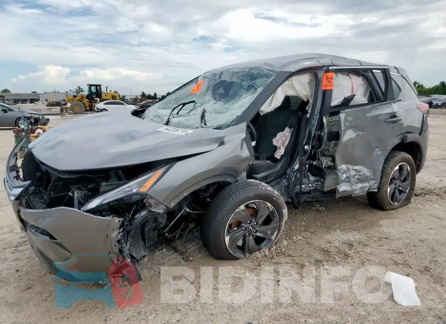 5N1BT3BA1RC675368 Photo# 1