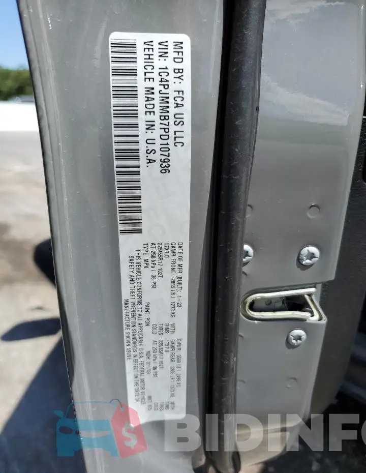 1C4PJMMB7PD107936 Photo# 12