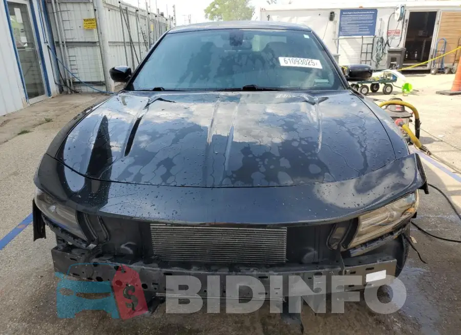 2C3CDXBGXKH517913 Photo# 5