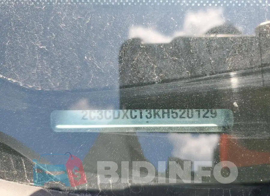 2C3CDXCT3KH520129 Photo# 12