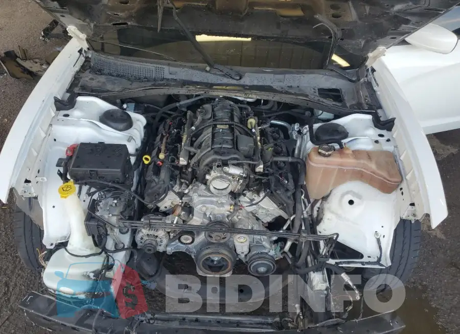 2C3CDXCT4KH737155 Photo# 11