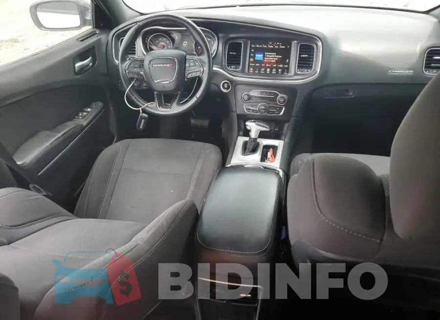 2C3CDXHG8GH339272 Photo# 8