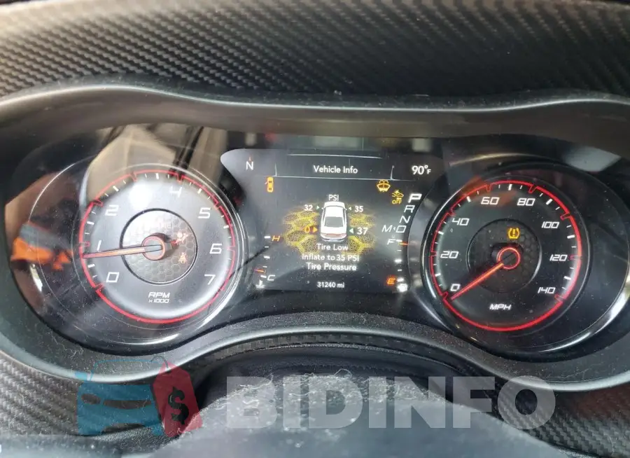 2C3CDXMGXPH604828 Photo# 9