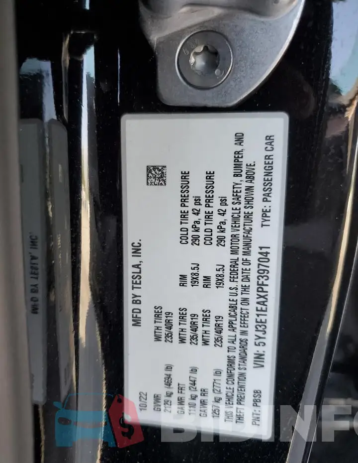5YJ3E1EAXPF397041 Photo# 12