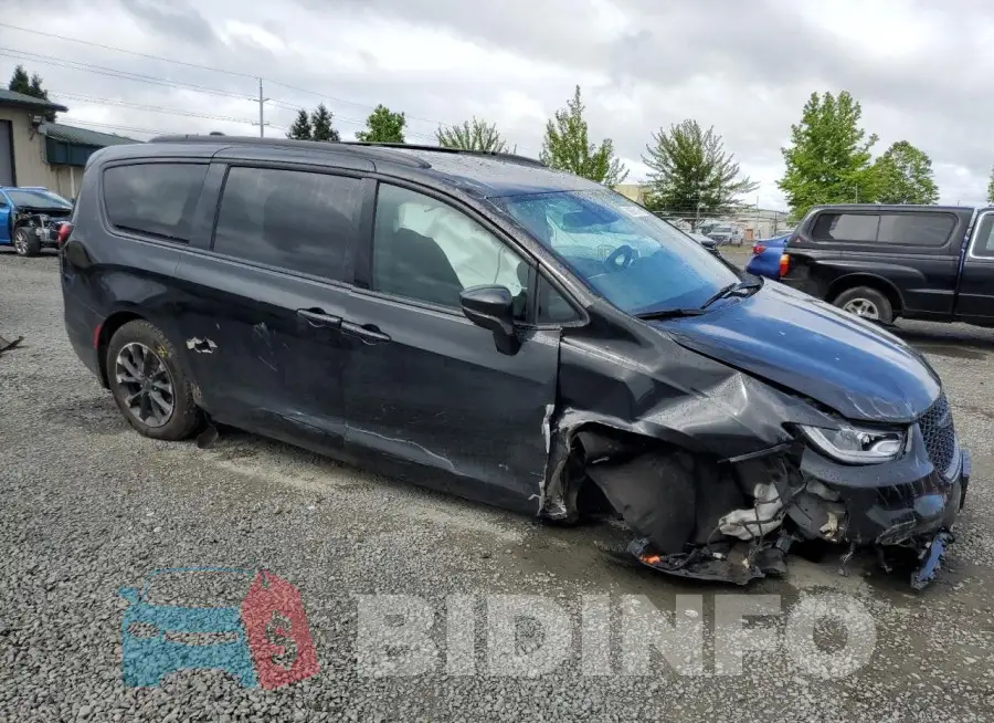 2C4RC3FG5MR537320 Photo# 4