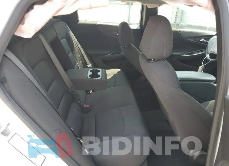 1G1ZD5ST1RF167017 Photo# 10