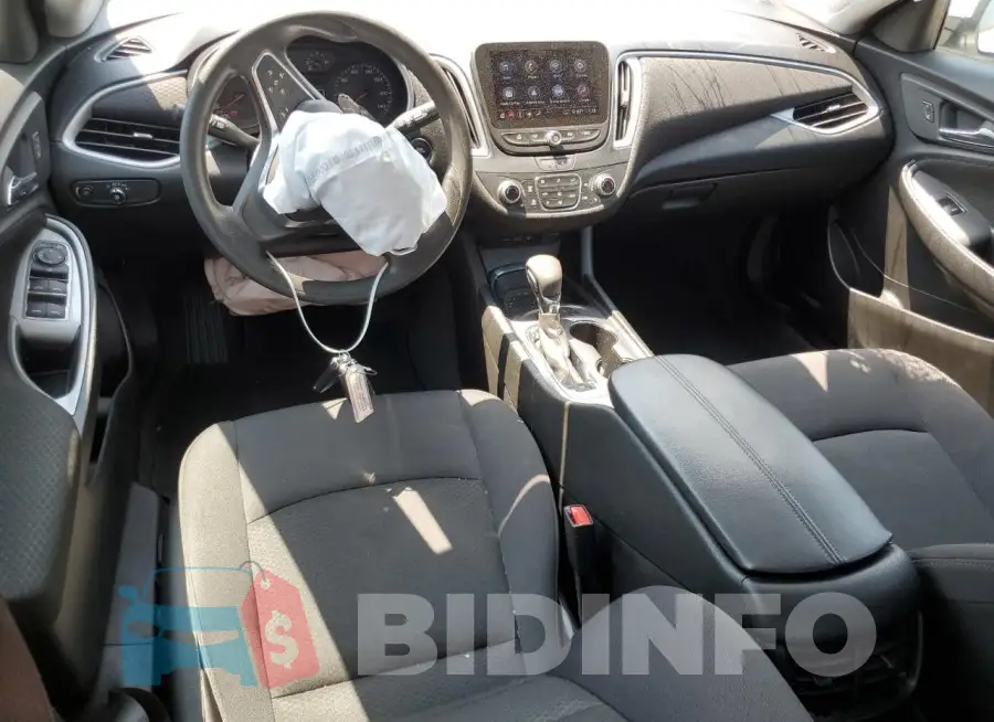 1G1ZD5ST1RF167017 Photo# 8