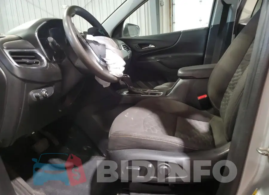 2GNAXUEV2L6151811 Photo# 7