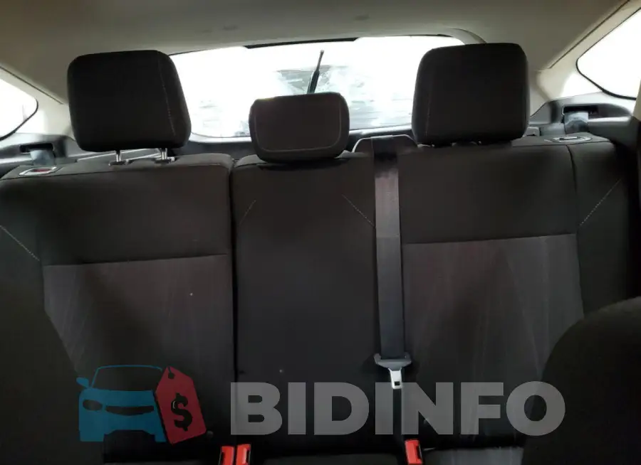 1FADP3M21JL314112 Photo# 10