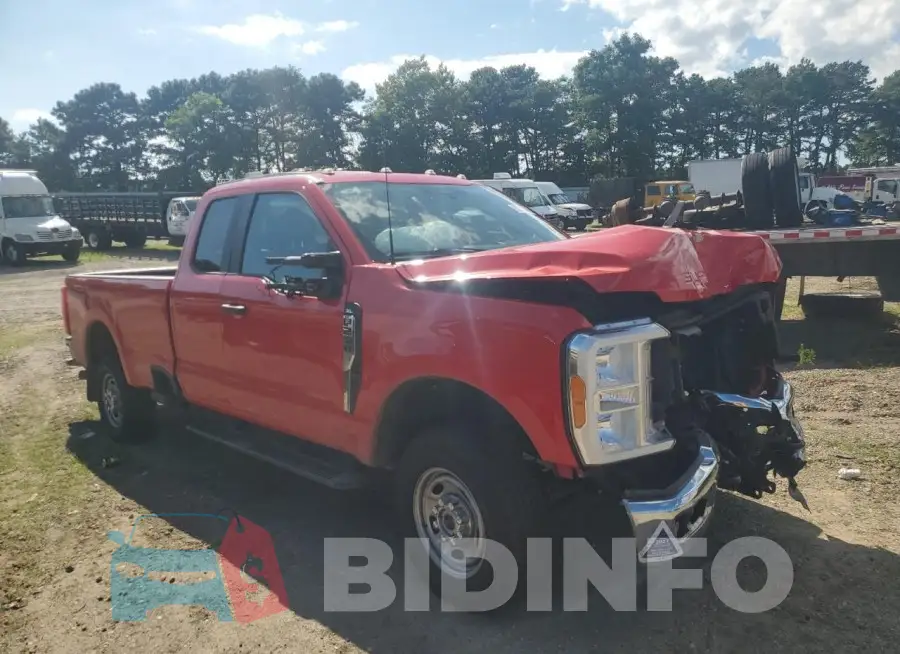 1FT8X2BA3PEC01825 Photo# 4
