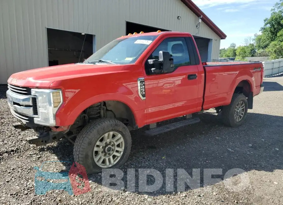 1FTBF2B61JEC73182 Photo# 1
