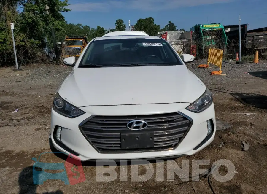 5NPD84LF6HH105853 Photo# 5
