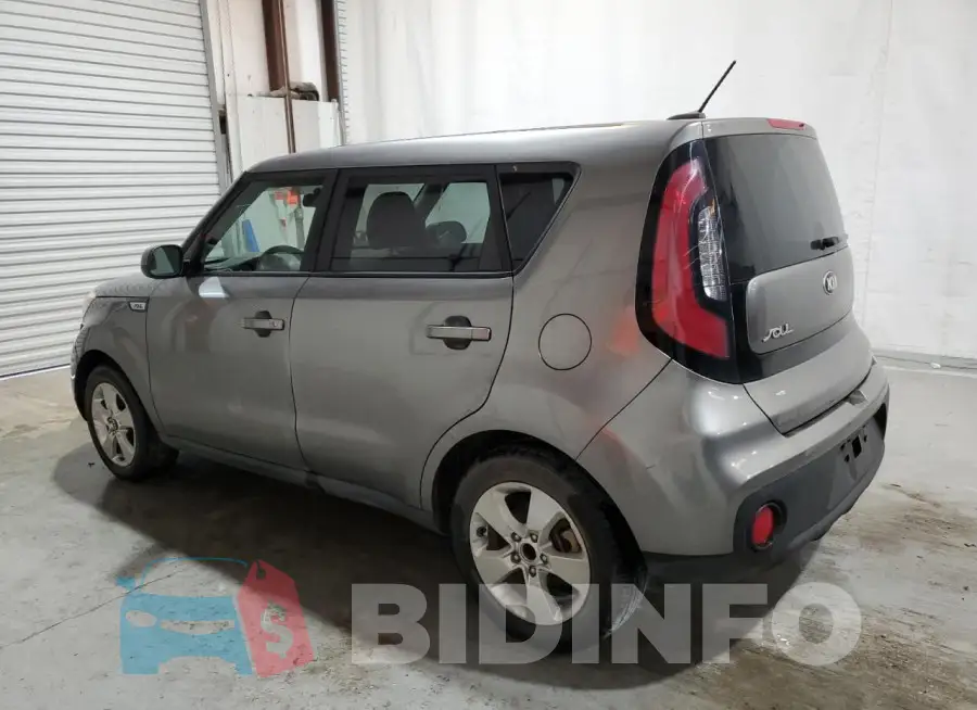 KNDJN2A21J7552696 Photo# 2