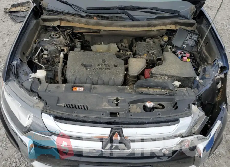 JA4AD2A38JZ062041 Photo# 12